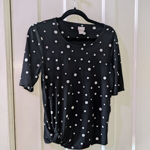 Chico's Black Short Sleeve Polka Dot Tee with Side Twist
